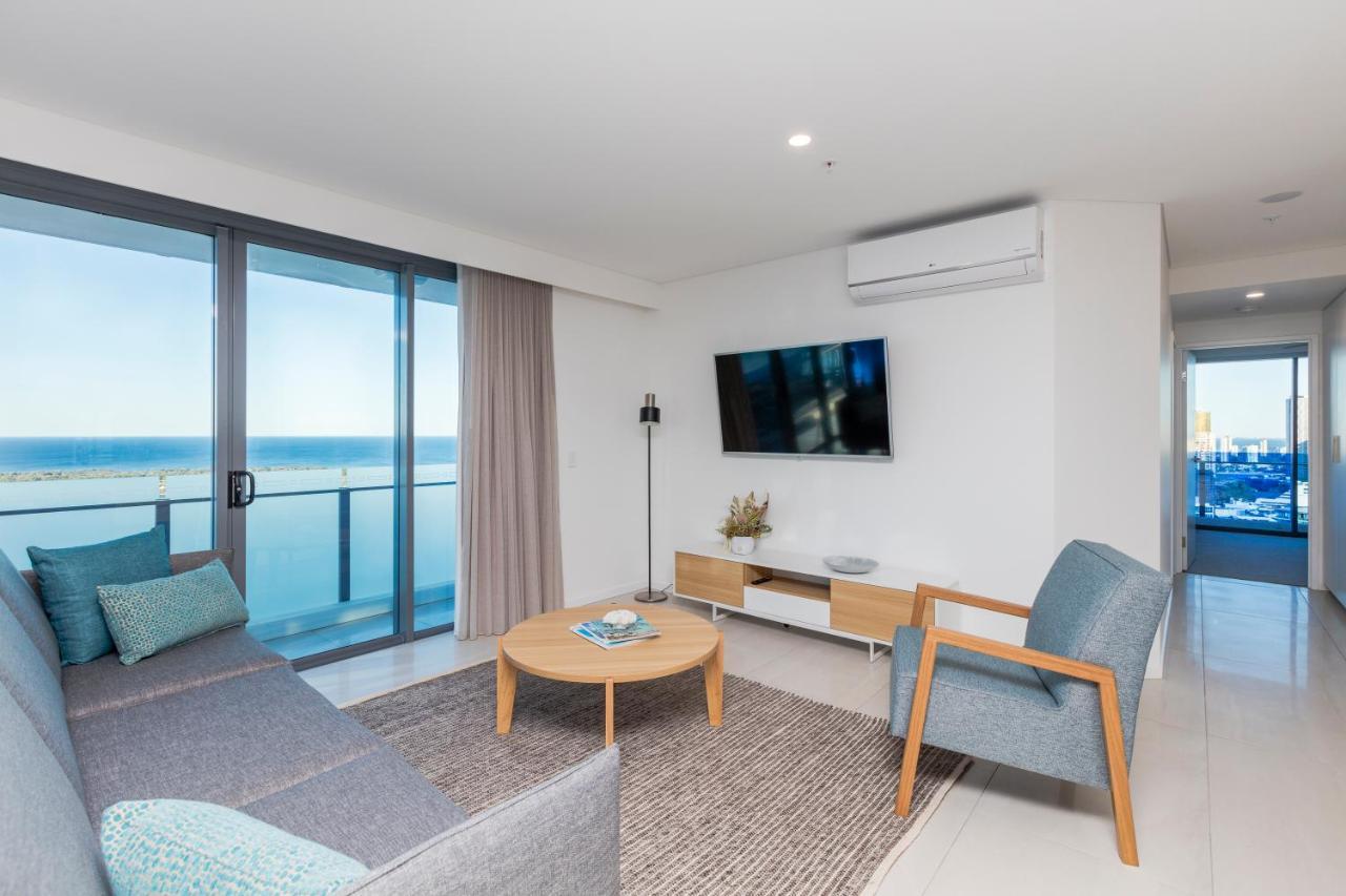 Sky Broadwater Apartments Southport Экстерьер фото
