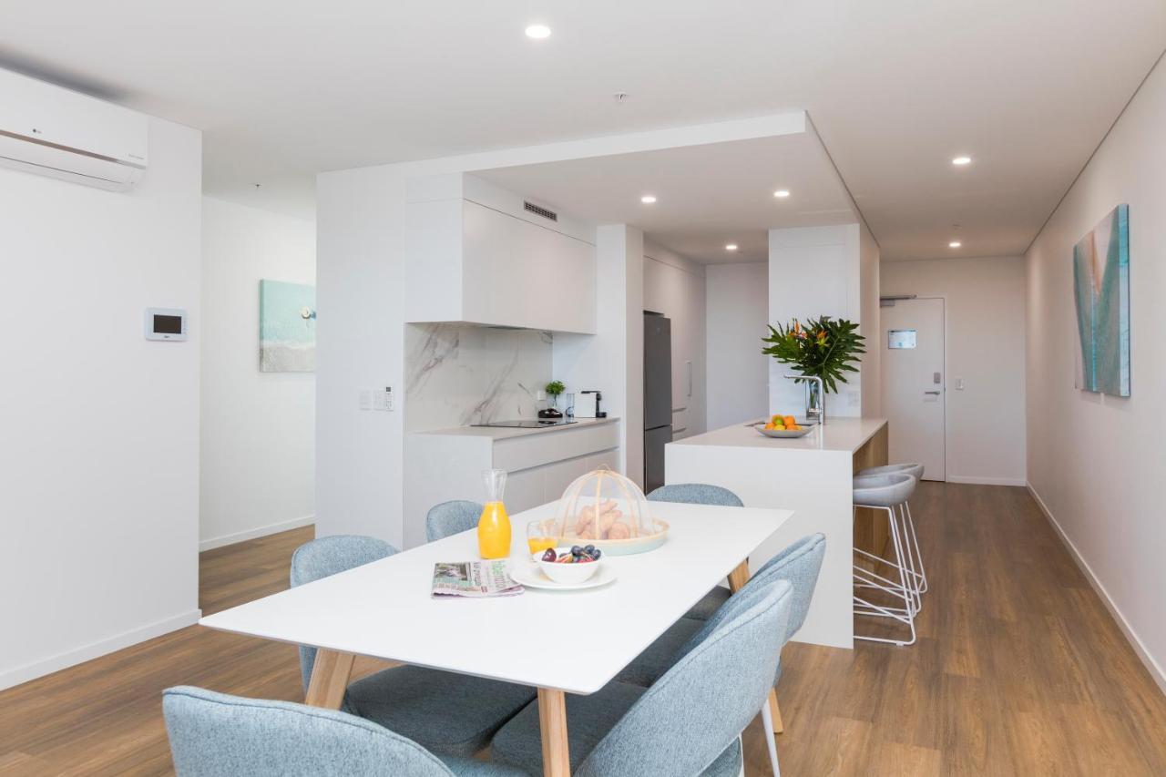 Sky Broadwater Apartments Southport Экстерьер фото